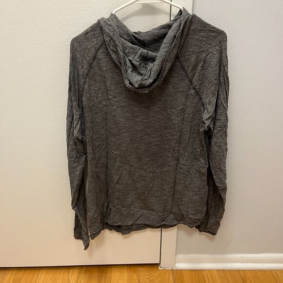 Gap Long Sleeve Grey Medium T-Shirt Hoodie Sweatshirt - Picture 2 of 2